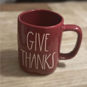 Give Thanks Mug